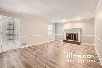 551 Banks Rd E in Fayetteville, GA - Building Photo - Building Photo