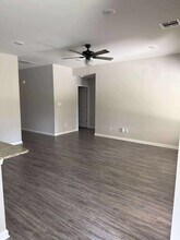 23024-0 Mills Blvd in Robert, LA - Building Photo - Building Photo