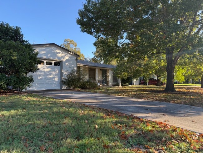 property at 118 Greenwich Blvd