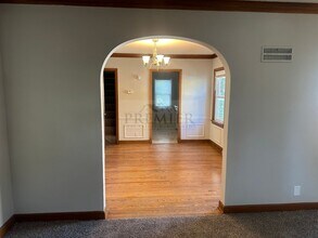 6328 College Ave in Kansas City, MO - Building Photo - Building Photo
