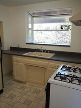 1538 Tavern Rd in Alpine, CA - Foto de edificio - Building Photo