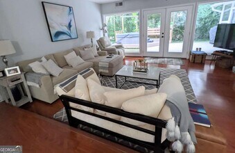 5161 Davantry Dr in Dunwoody, GA - Building Photo - Building Photo