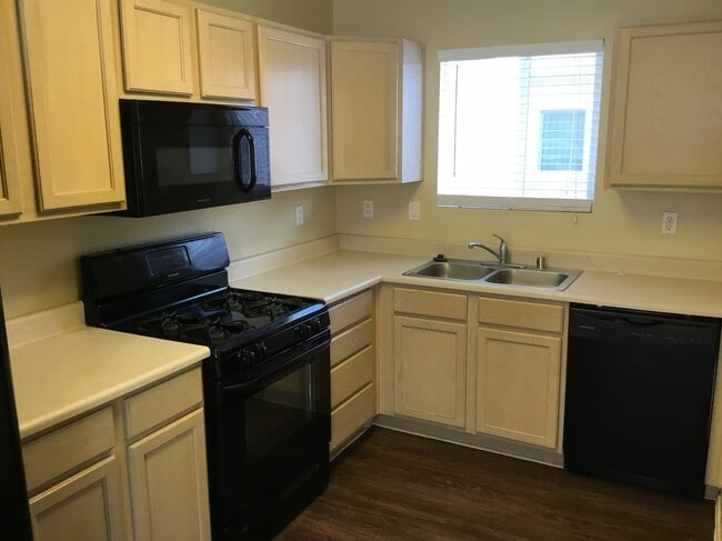 10215 Calle Chulita NW in Albuquerque, NM - Building Photo - Building Photo