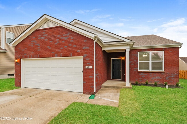 6041 Edgemont Way in Shelbyville, KY - Building Photo - Building Photo