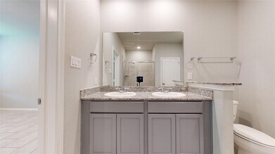 24702 Crimson Pine Dr in Huffman, TX - Building Photo - Building Photo
