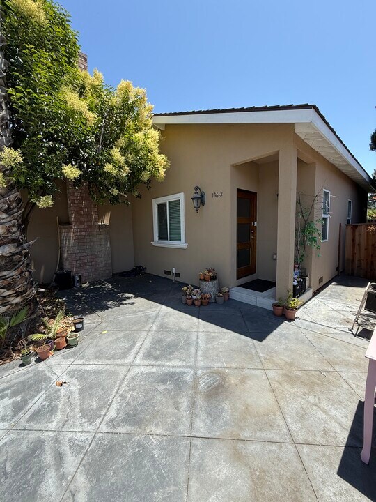 136 Corkwood Ct, Unit ADU in San Jose, CA - Foto de edificio