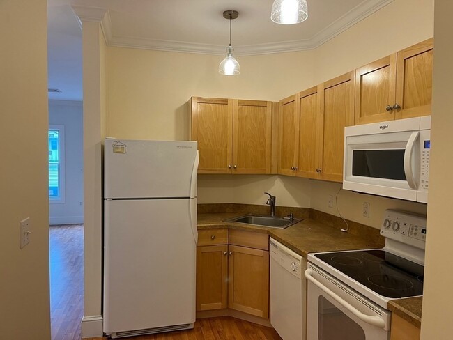 426 Mt Hope St-Unit -412 in North Attleboro, MA - Building Photo - Building Photo