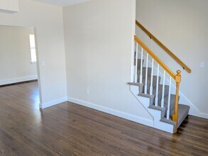 146 Pine St in Attleboro, MA - Building Photo - Building Photo