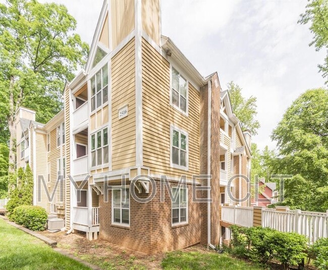property at 2516 Cranbrook Ln