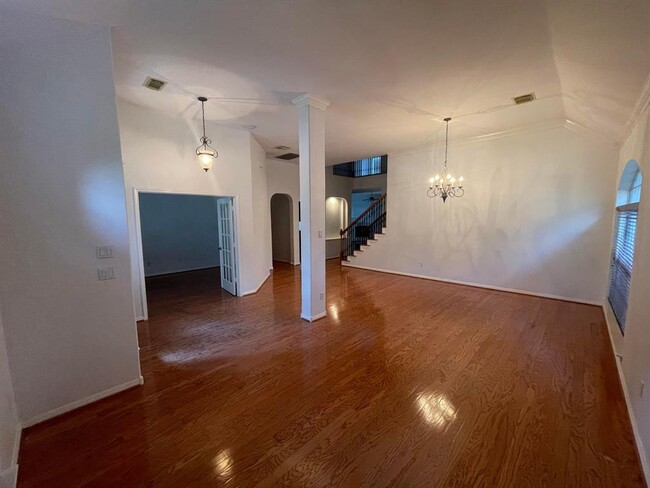10608 Melcher Ct in Austin, TX - Building Photo - Building Photo