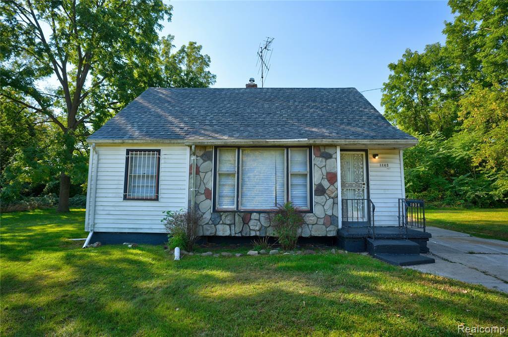 1034 E Bundy Ave in Flint, MI - Building Photo
