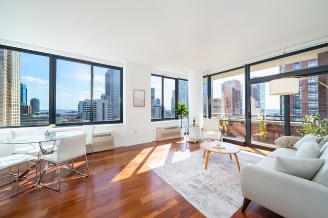 389 Washington St in Jersey City, NJ - Building Photo - Building Photo