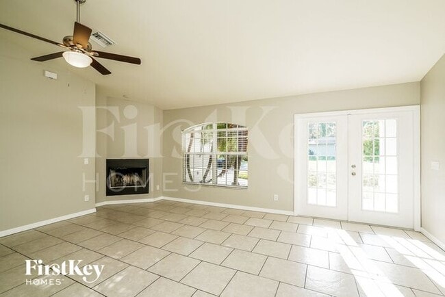 6109 Higgins Ave in Ft. Myers, FL - Building Photo - Building Photo