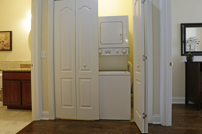 Summit Ridge Luxury Apartments