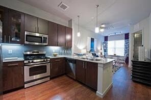 2525 McCue Rd in Houston, TX - Building Photo - Building Photo