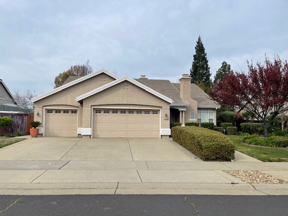 149 Valleywood Way in Roseville, CA - Building Photo