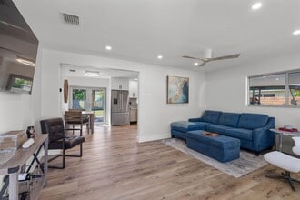 918 SE 3rd Ave in Delray Beach, FL - Building Photo - Building Photo