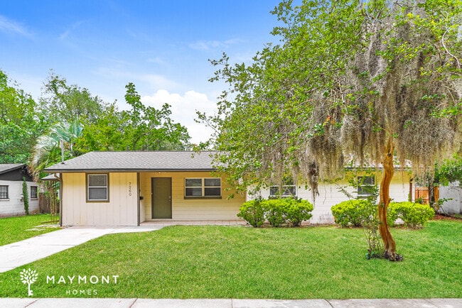 property at 7260 Old Kings Rd S