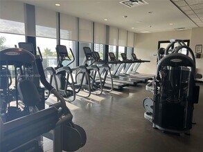 5300 Paseo Blvd, Unit 1603 in Doral, FL - Building Photo - Building Photo