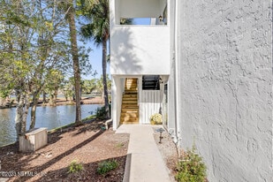 43 Tifton Way N in Ponte Vedra Beach, FL - Building Photo