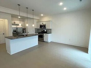 7392 Aaron St in Kansas City, MO - Building Photo - Building Photo