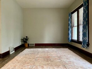 209 S Willow Ave, Unit 1 in Sioux Falls, SD - Building Photo - Building Photo