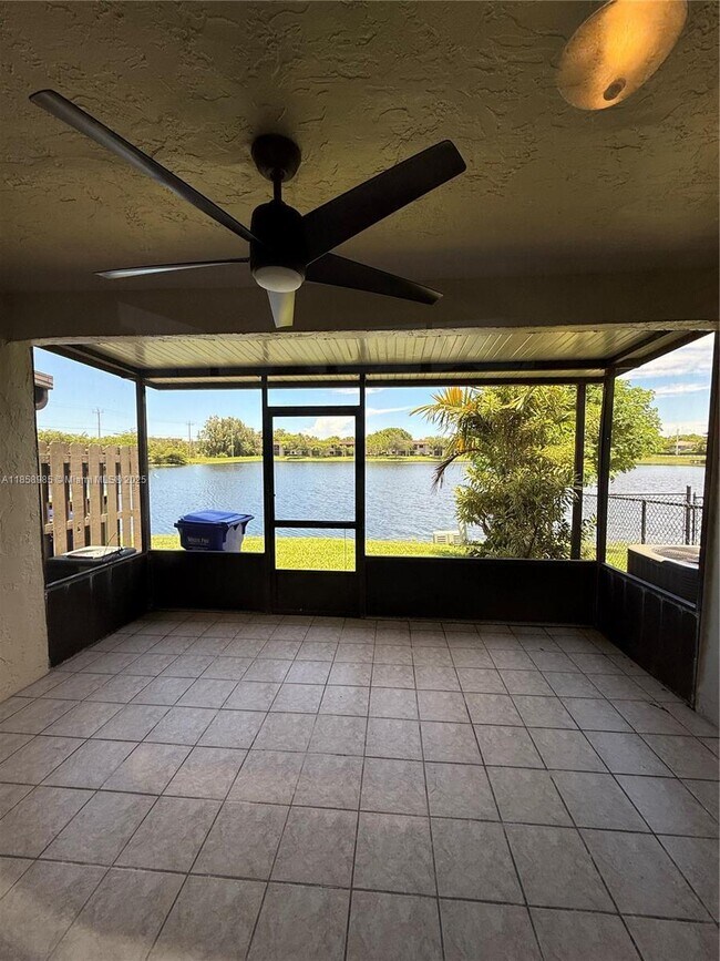1037 NW 107th Ave in Pembroke Pines, FL - Building Photo - Building Photo