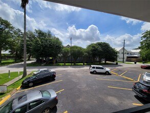 845 Beverly St in Houston, TX - Building Photo - Building Photo