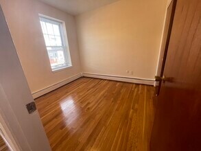 173 Beacon St, Unit 1 in Boston, MA - Foto de edificio - Building Photo
