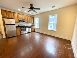 178 Hillside St in Boston, MA - Foto de edificio - Building Photo