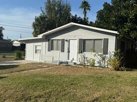 6191 56th Ave N in St. Petersburg, FL - Building Photo