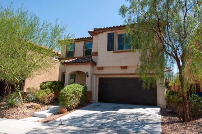 7659 Dewy Falls Ave in Las Vegas, NV - Foto de edificio - Building Photo