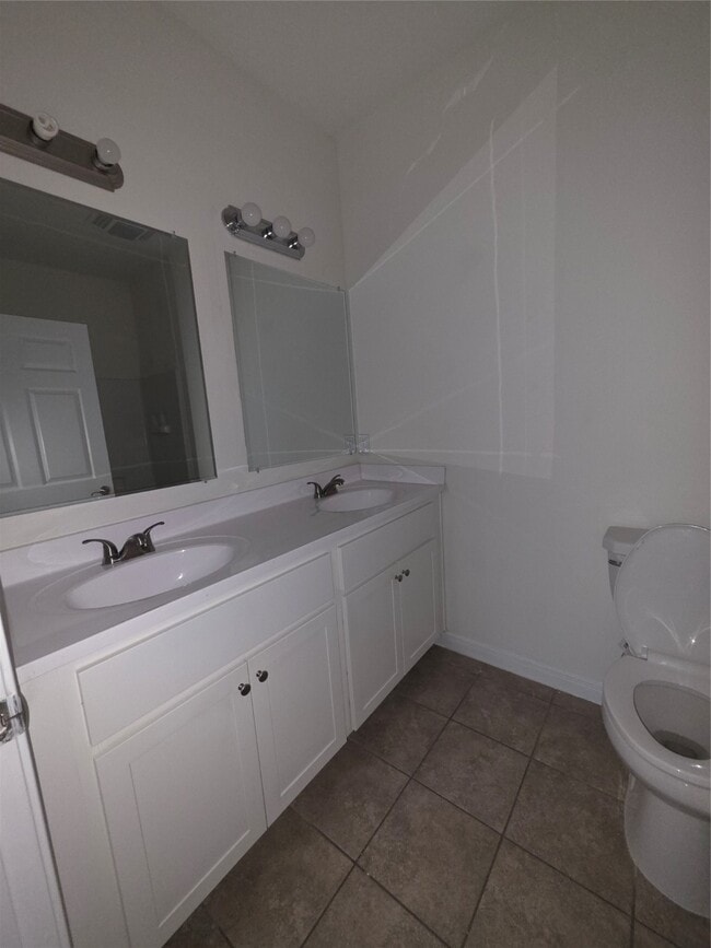 property at 8810 Bent Oak Ln