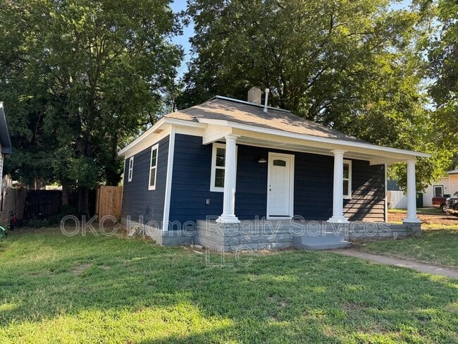 property at 510 E Perkins Ave