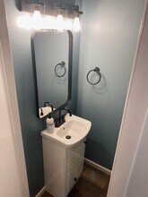 68 Salem Walk in Milford, CT - Building Photo - Building Photo