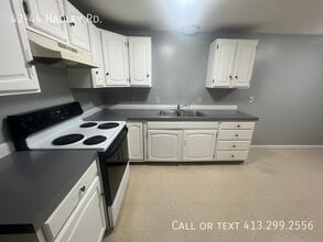 42-44-44 Hadley Rd in Sunderland, MA - Building Photo - Building Photo