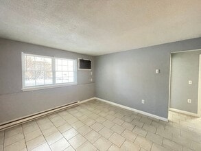 179 Loudon Rd in Concord, NH - Foto de edificio - Building Photo