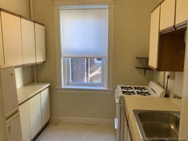 25 Gardner St, Unit 3 in Boston, MA - Building Photo