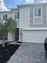157 Nine Iron Dr in Davenport, FL - Building Photo