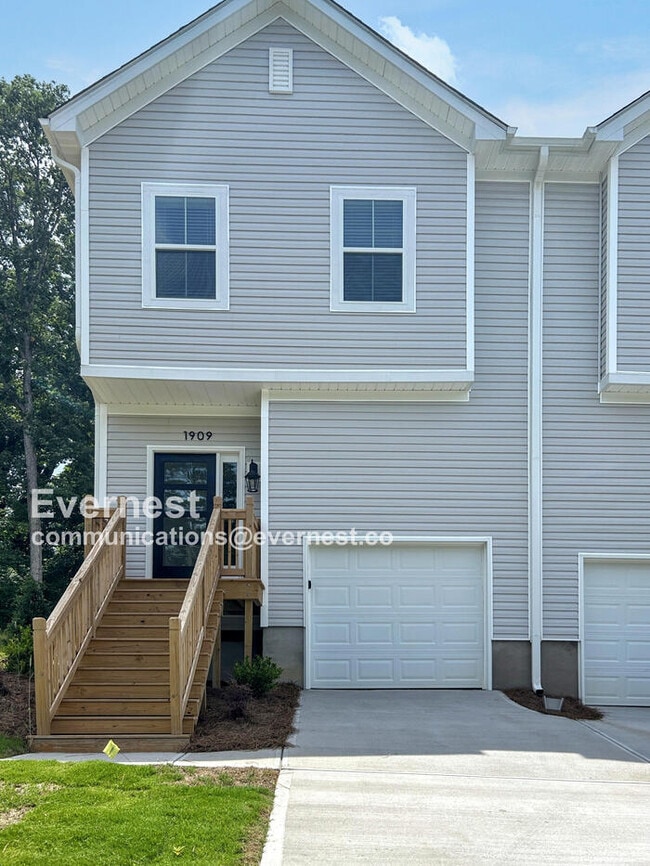 property at 1909 Toddville Rd