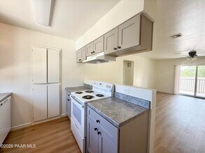 564 Lincoln Ave in Prescott, AZ - Building Photo - Building Photo