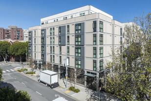 Broadway Cove in San Francisco, CA - Building Photo - Building Photo