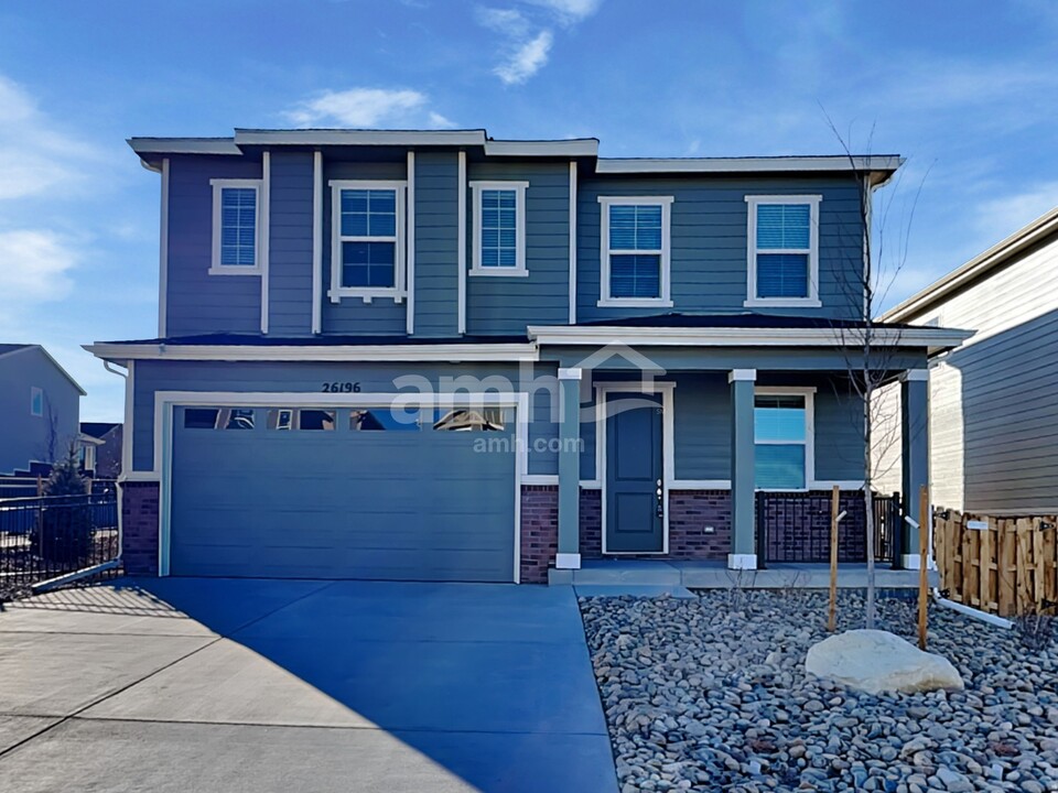 26196 E Calhoun Pl in Aurora, CO - Building Photo