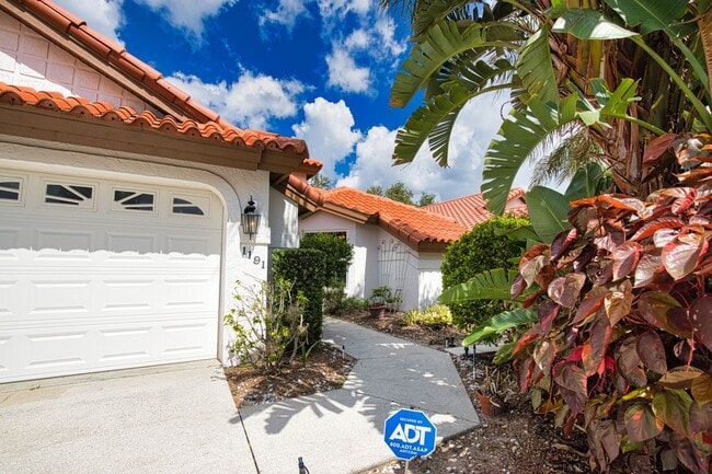 1191 Harbor Town Way in Venice, FL - Building Photo - Building Photo