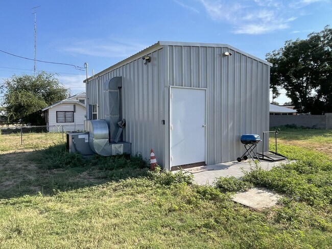 property at 5960 FM1606