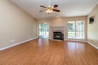 1547 Rivertrace Dr in Orange Park, FL - Building Photo - Building Photo