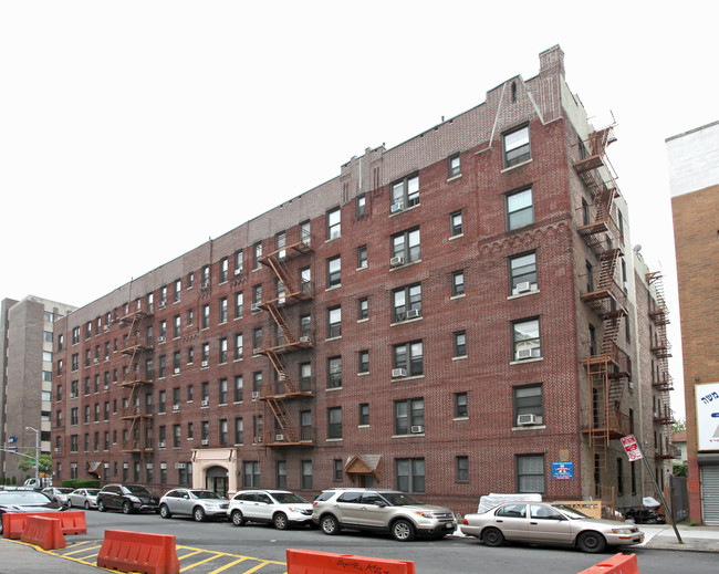 964-984 49th St in Brooklyn, NY - Building Photo - Building Photo