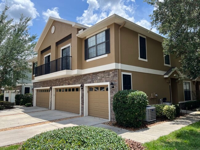 5723 Kinglethill Dr in Lithia, FL - Building Photo - Building Photo