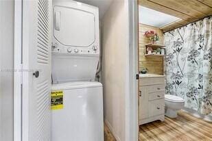 12901 SW 15th Ct in Pembroke Pines, FL - Building Photo