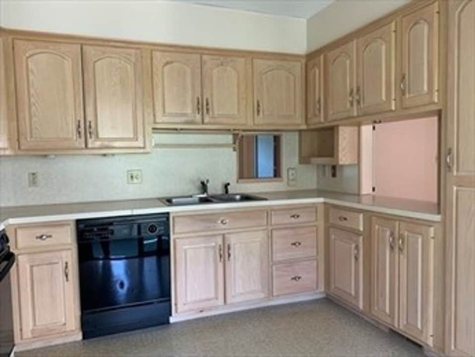 717-719-719 Stony Hill Rd in Wilbraham, MA - Building Photo